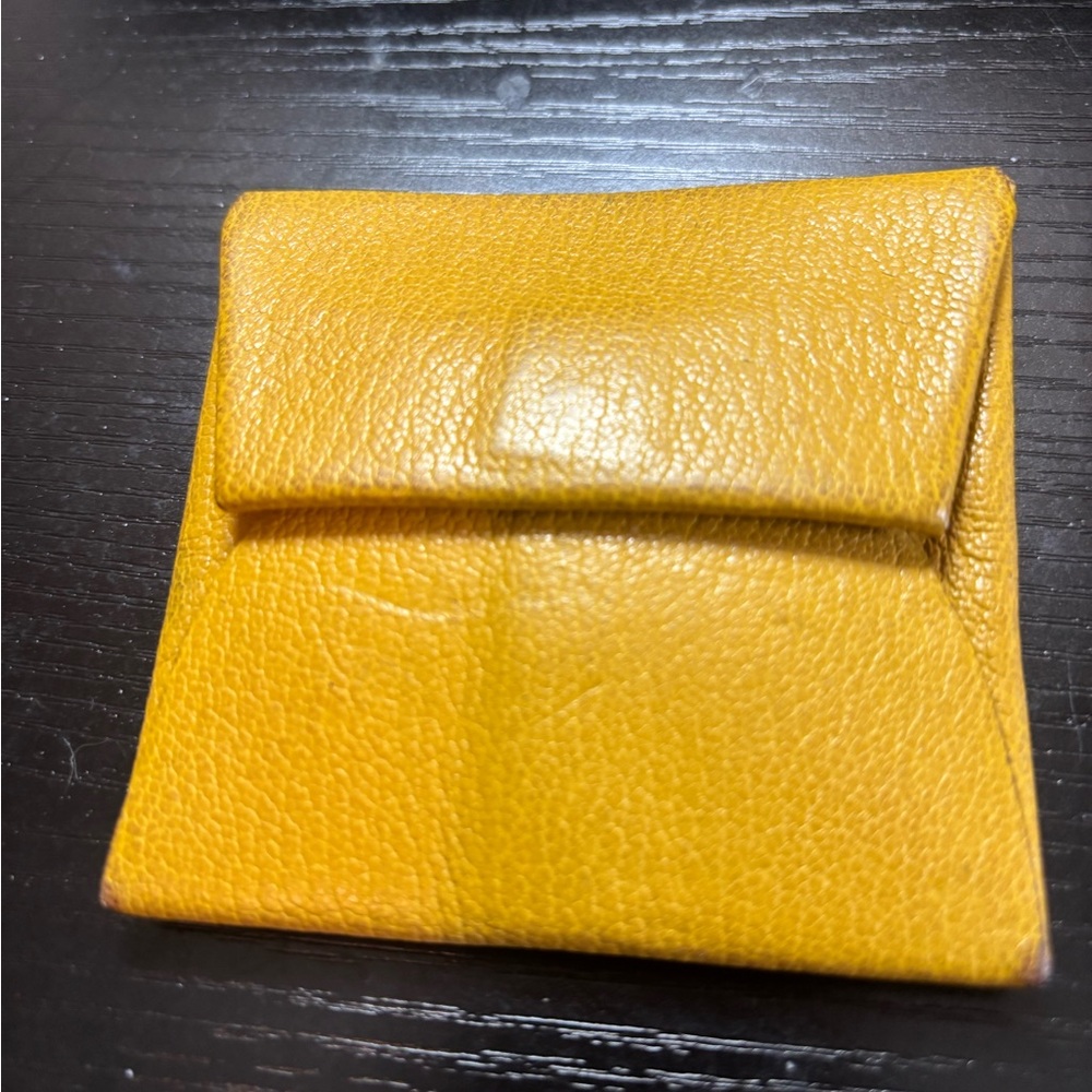 Authentic Hermès Bastia Change Purse - Jaune Ambre Leather